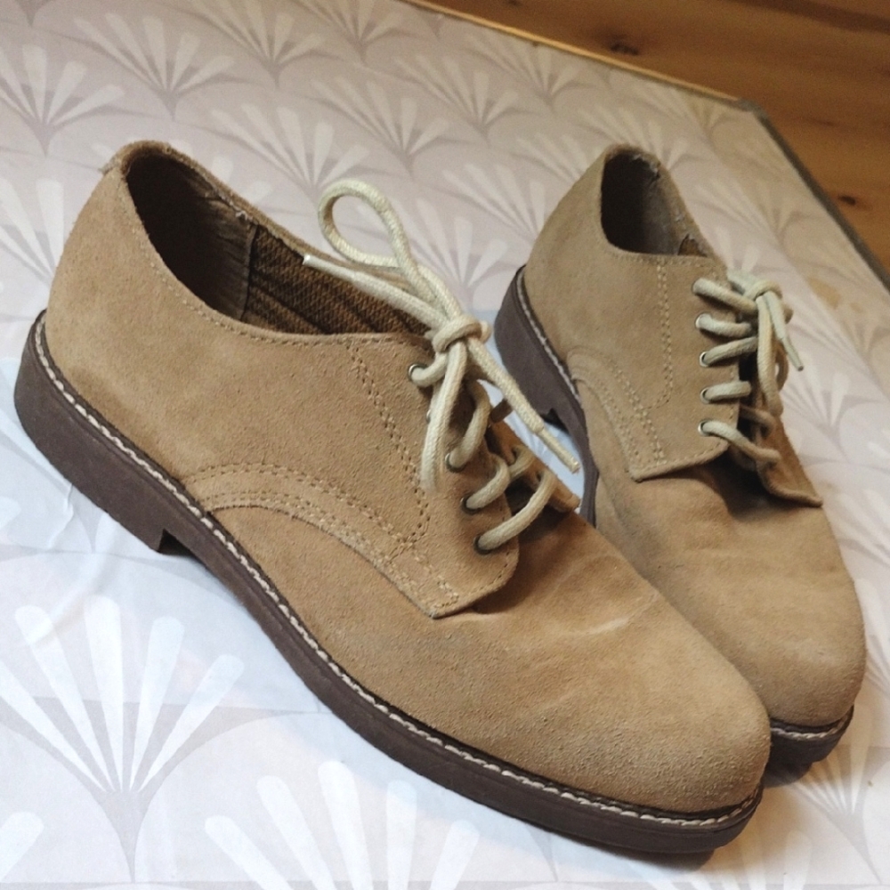 The Leather Collection Wide Width Men's Suede Shoes
